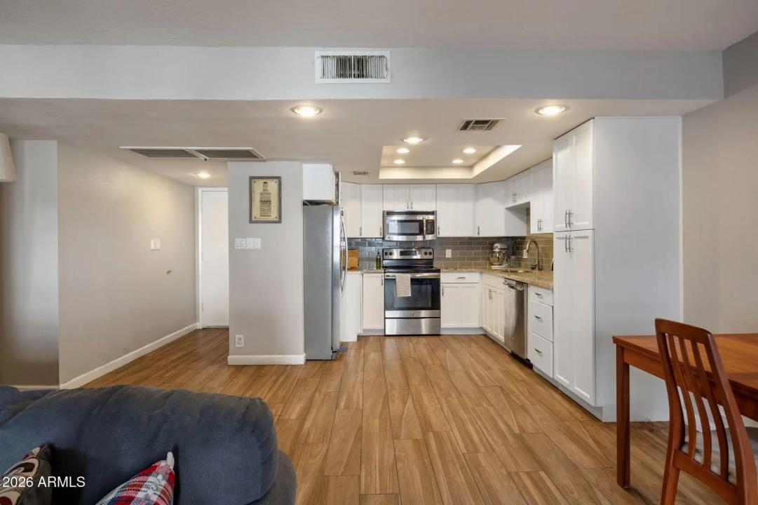 Real Estate Picture 1