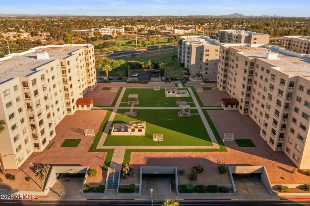 Real Estate Picture 17