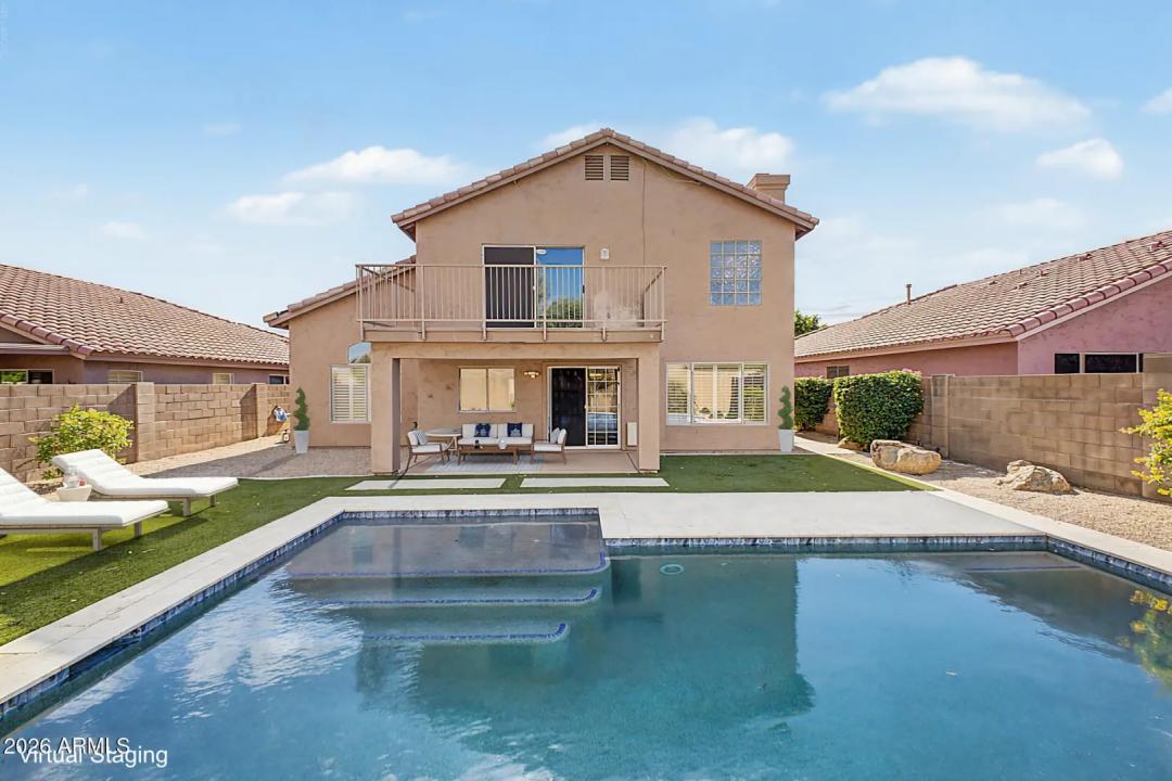 Real Estate Picture 2