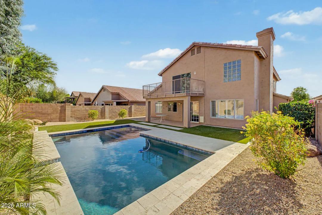 Real Estate Picture 13