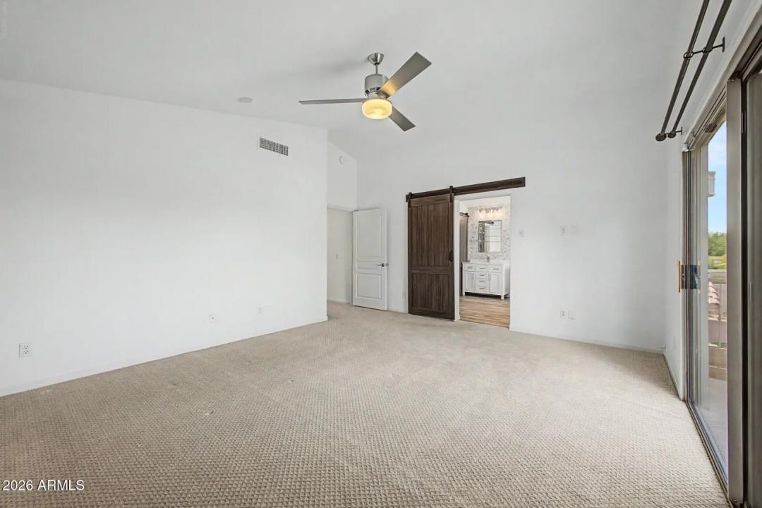 Real Estate Picture 24