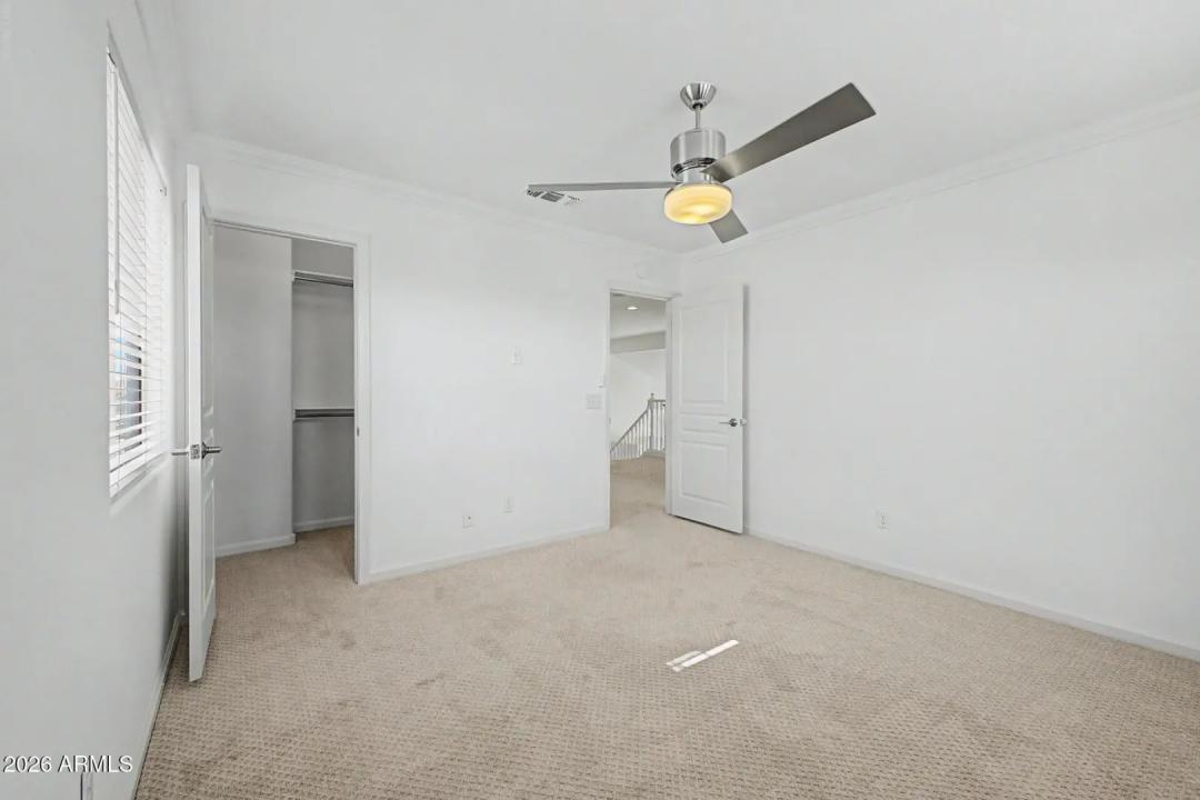 Real Estate Picture 33