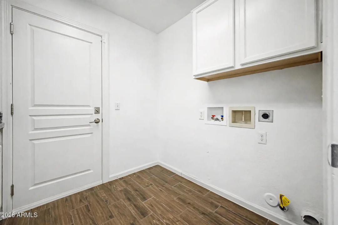 Real Estate Picture 36
