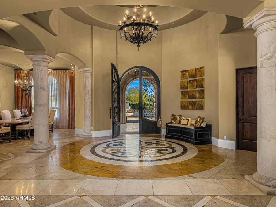 Real Estate Picture 5