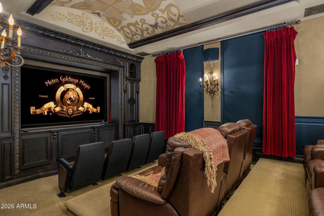Real Estate Picture 22