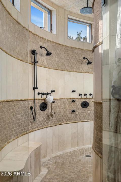 Real Estate Picture 28