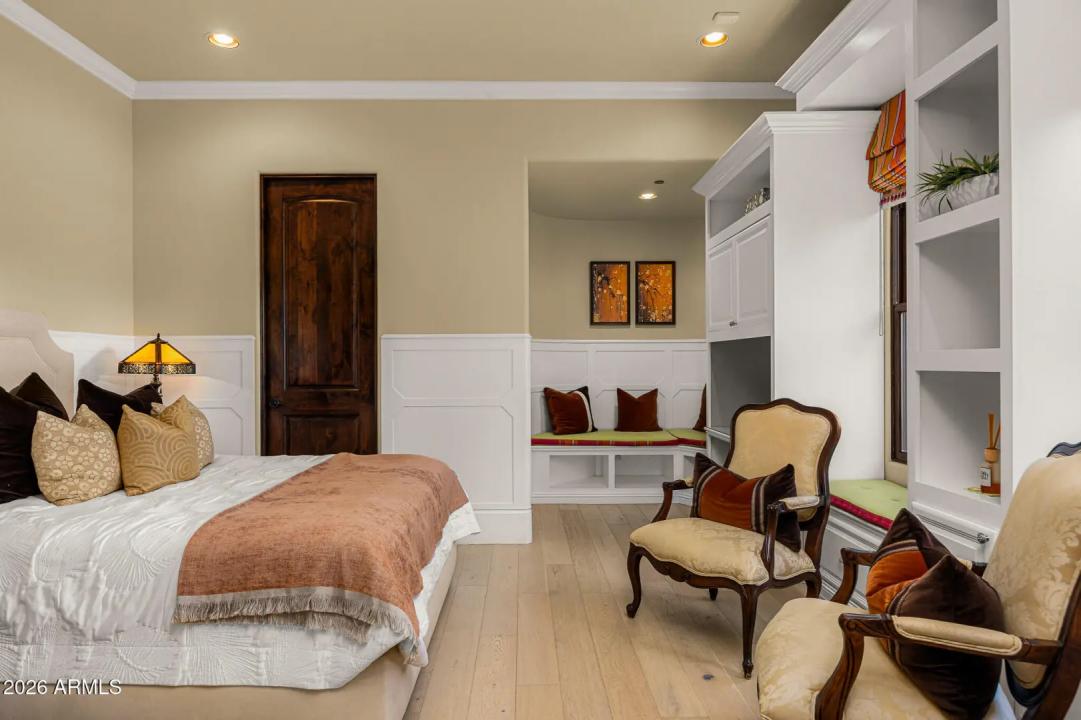 Real Estate Picture 42