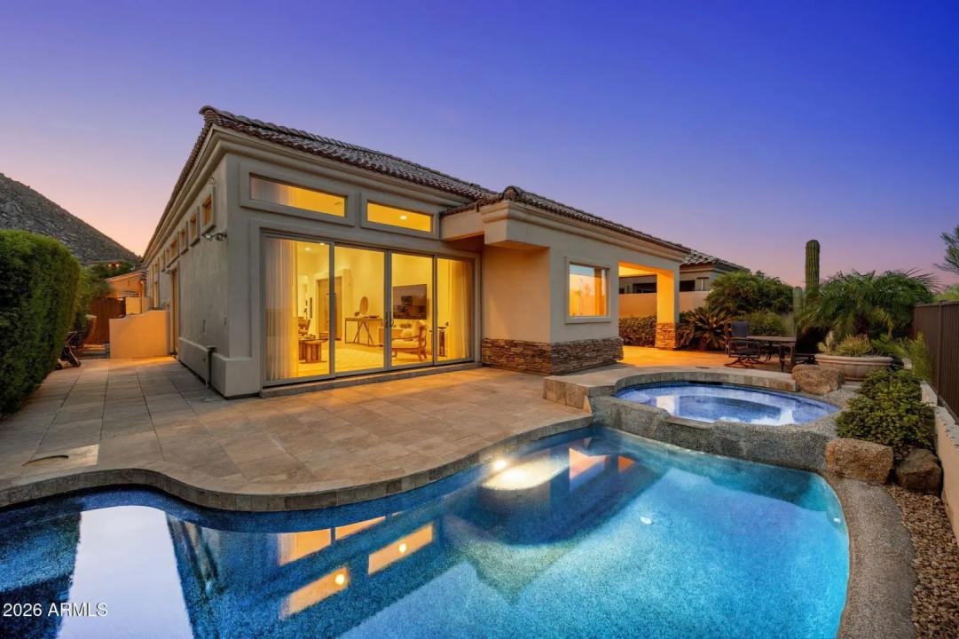 Real Estate Picture 6