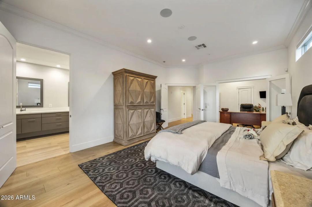 Real Estate Picture 31
