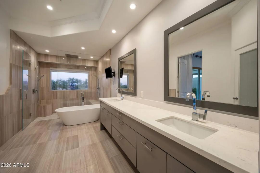 Real Estate Picture 33