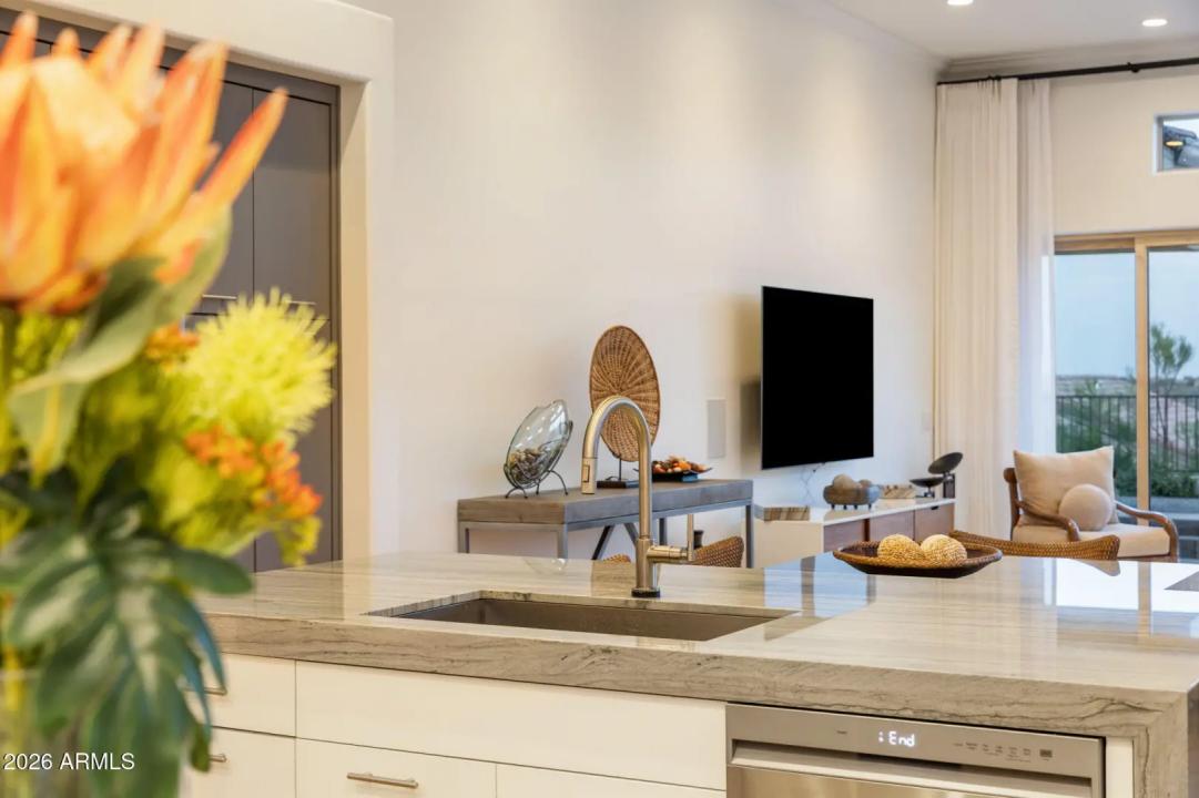 Real Estate Picture 21