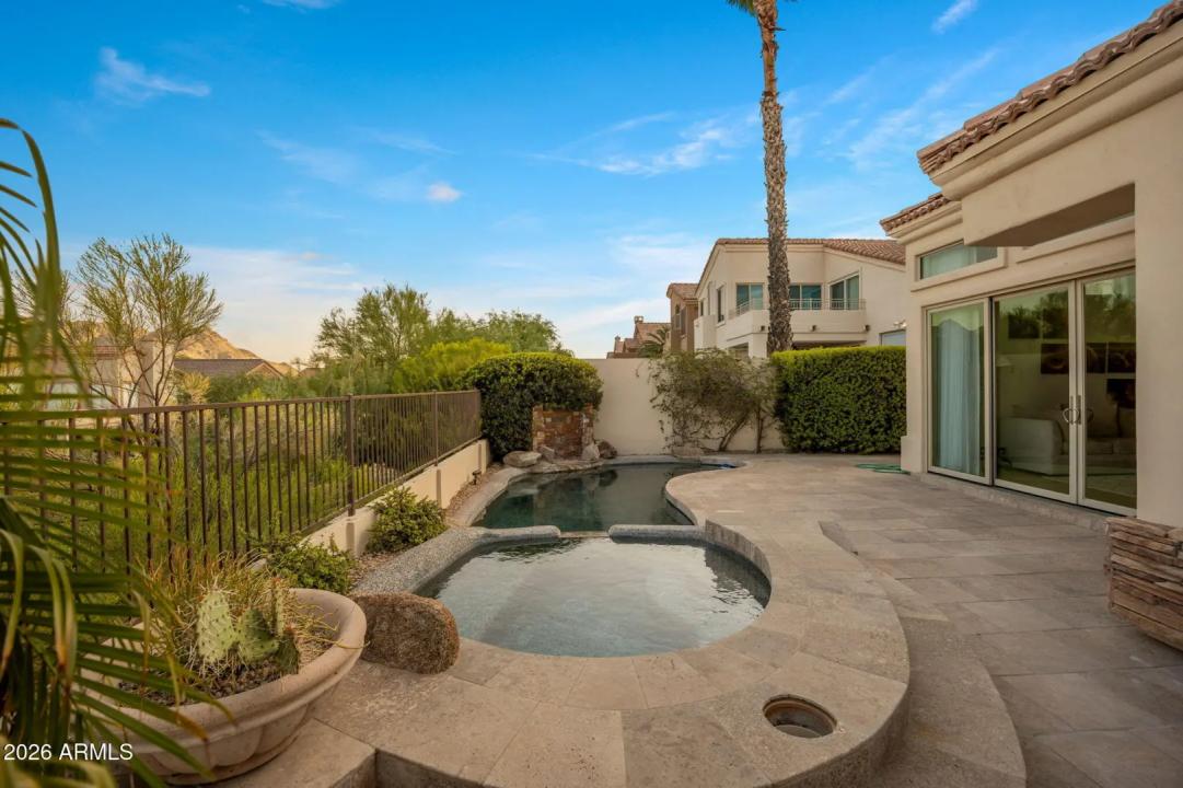 Real Estate Picture 42