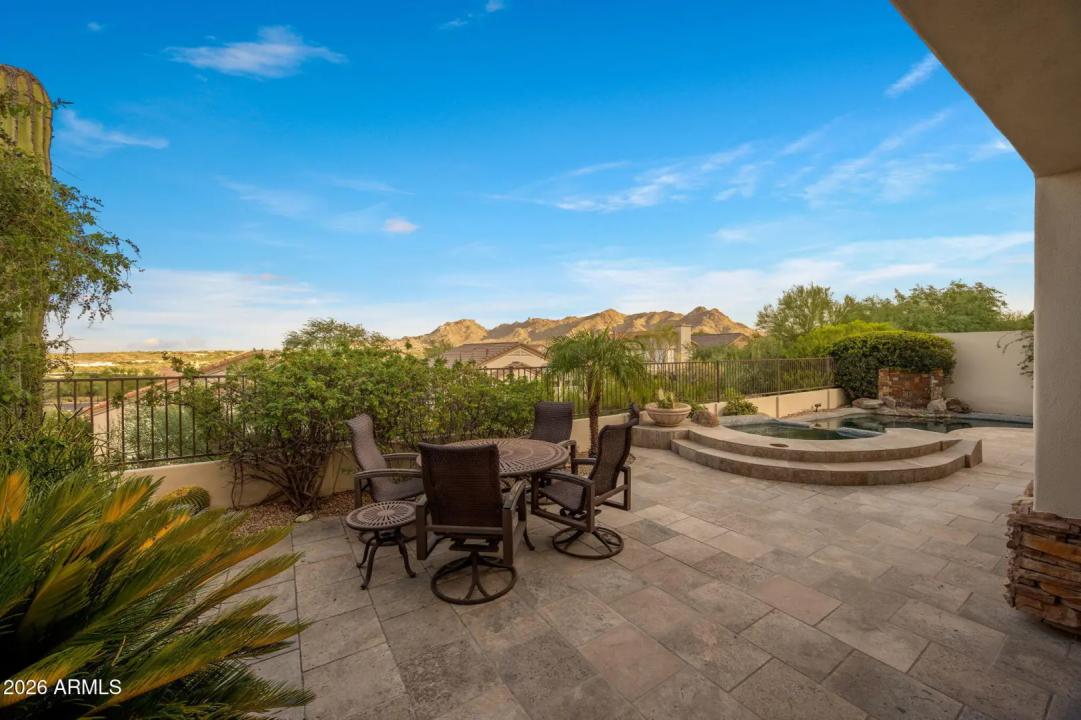 Real Estate Picture 43