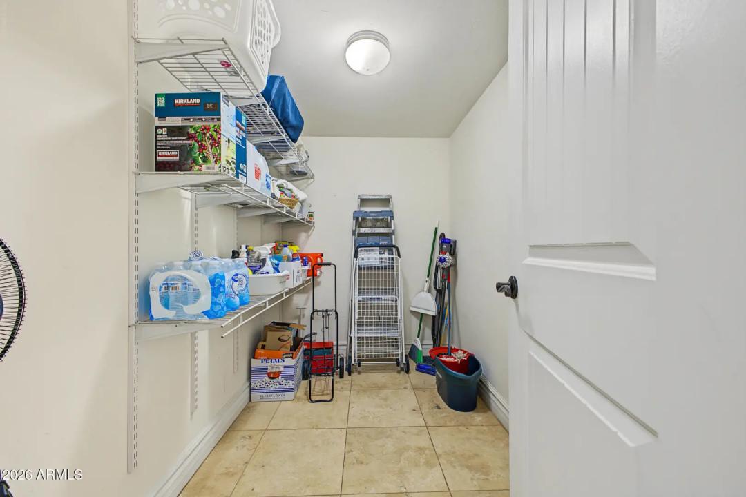 Real Estate Picture 16