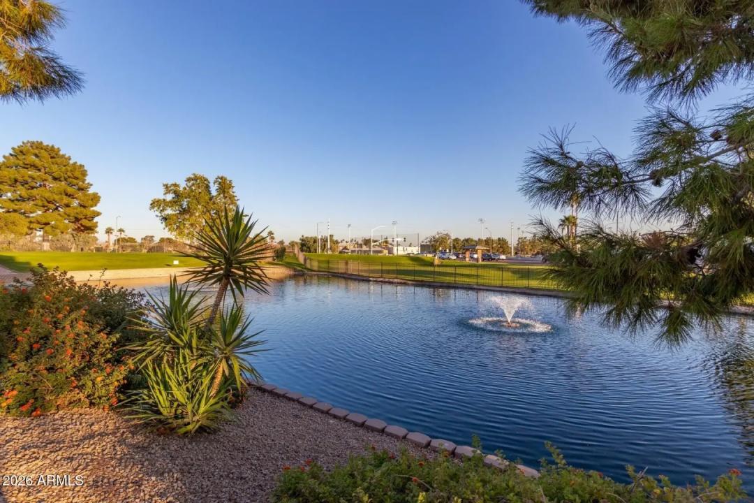 Real Estate Picture 19