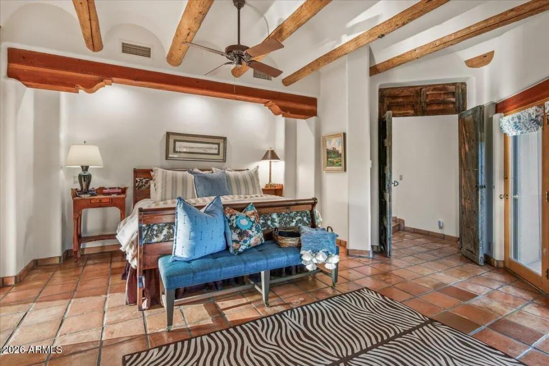 Real Estate Picture 17