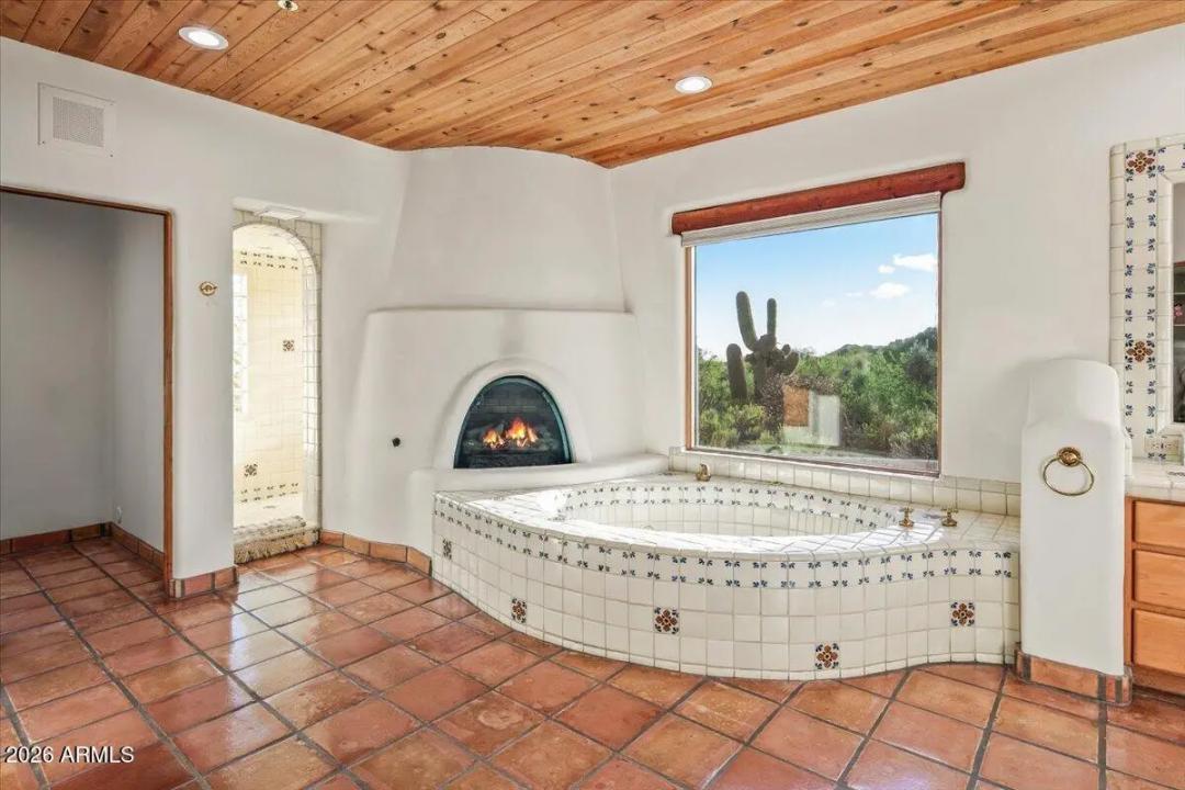 Real Estate Picture 21