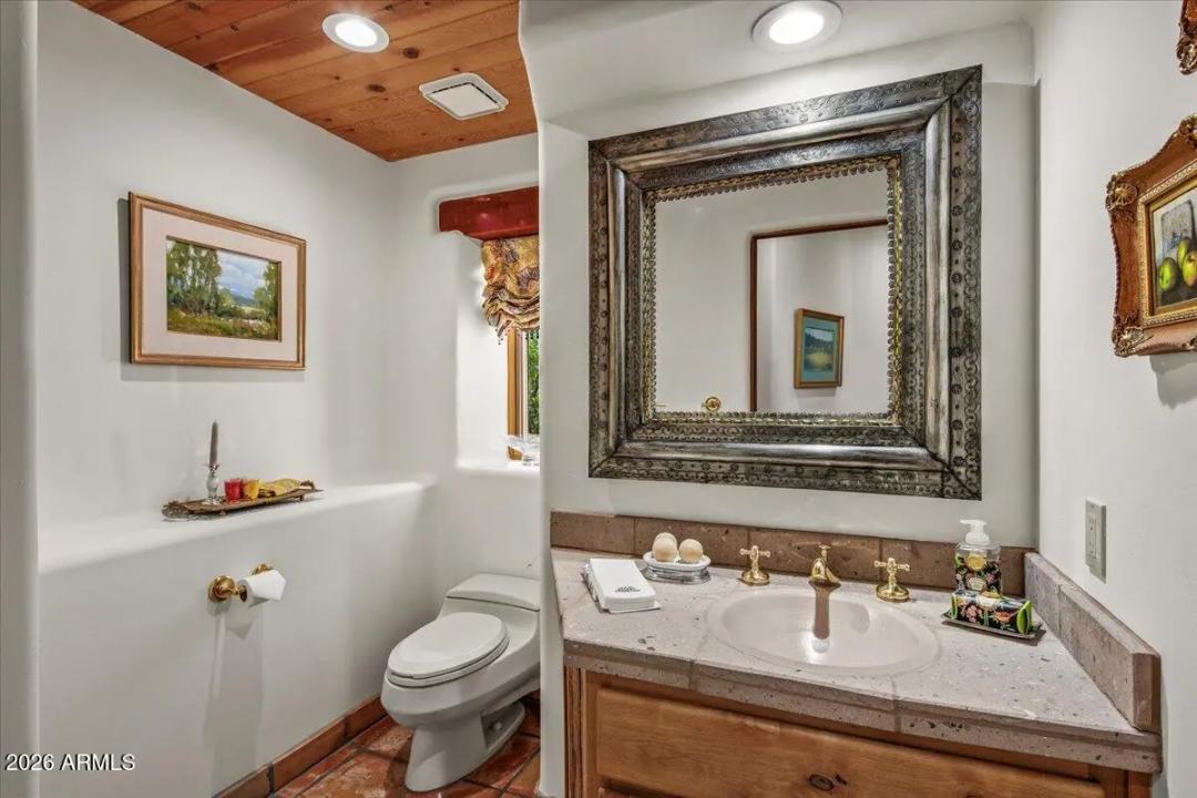 Real Estate Picture 27