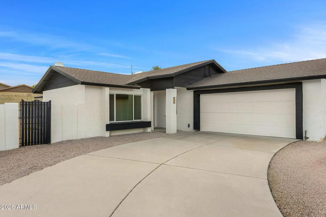 Real Estate Picture 12