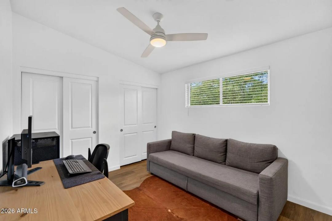 Real Estate Picture 27