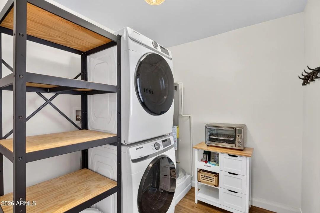 Real Estate Picture 29