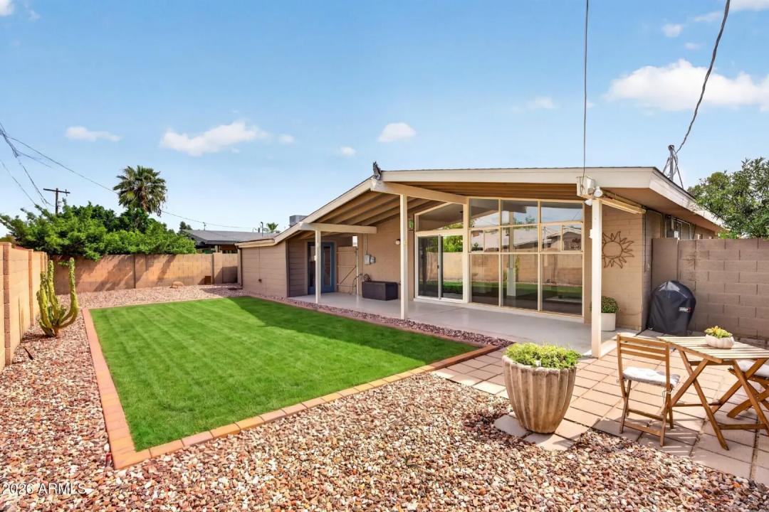 Real Estate Picture 30