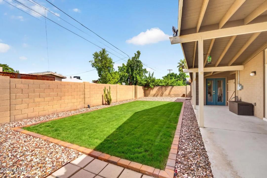 Real Estate Picture 33