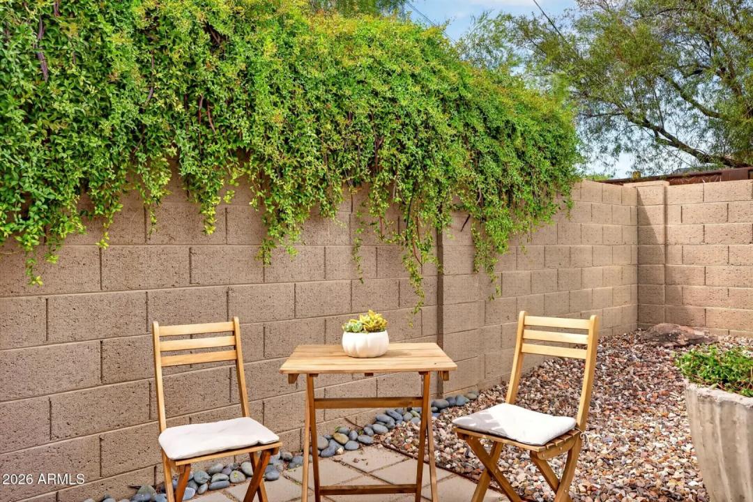 Real Estate Picture 37