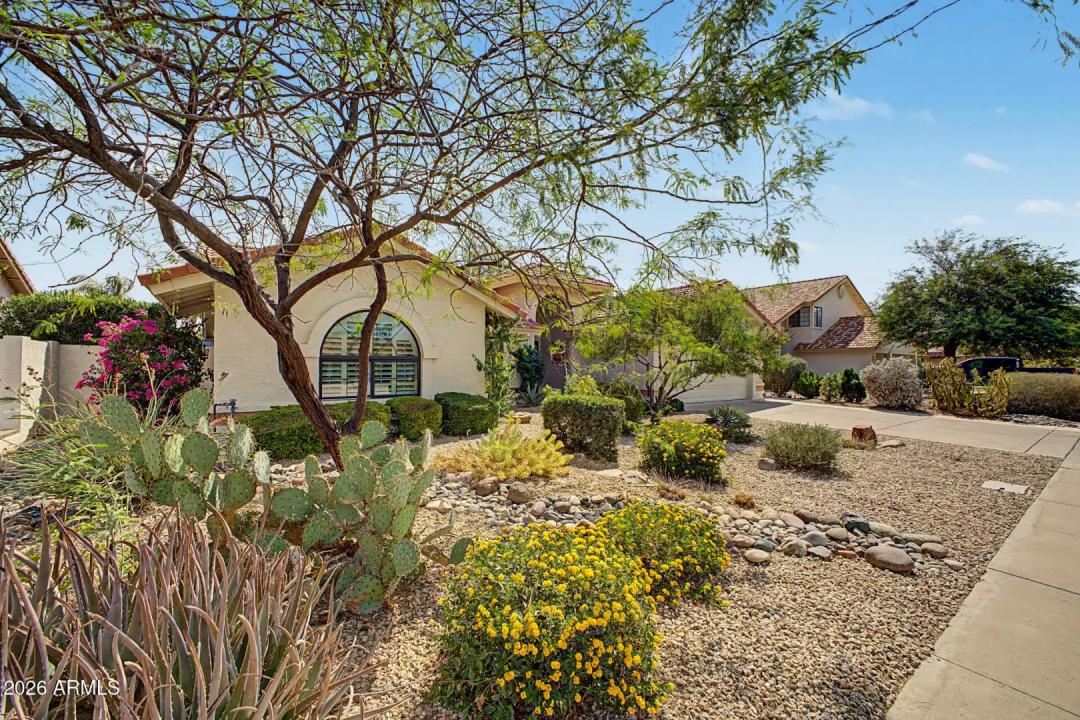 Real Estate Picture 24