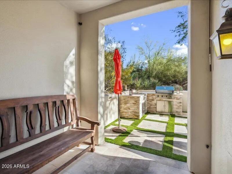 Real Estate Picture 16
