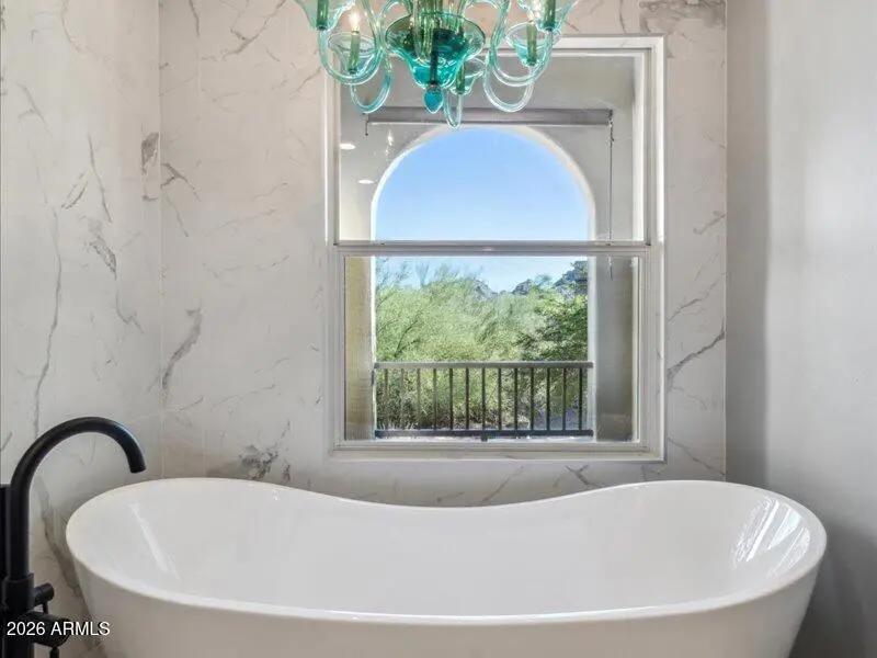 Real Estate Picture 27
