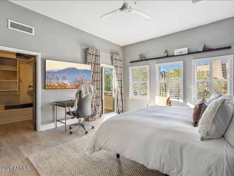 Real Estate Picture 29
