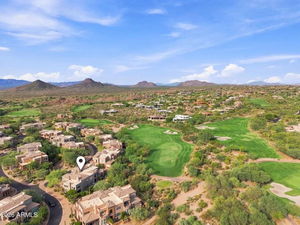 Real Estate Picture 35