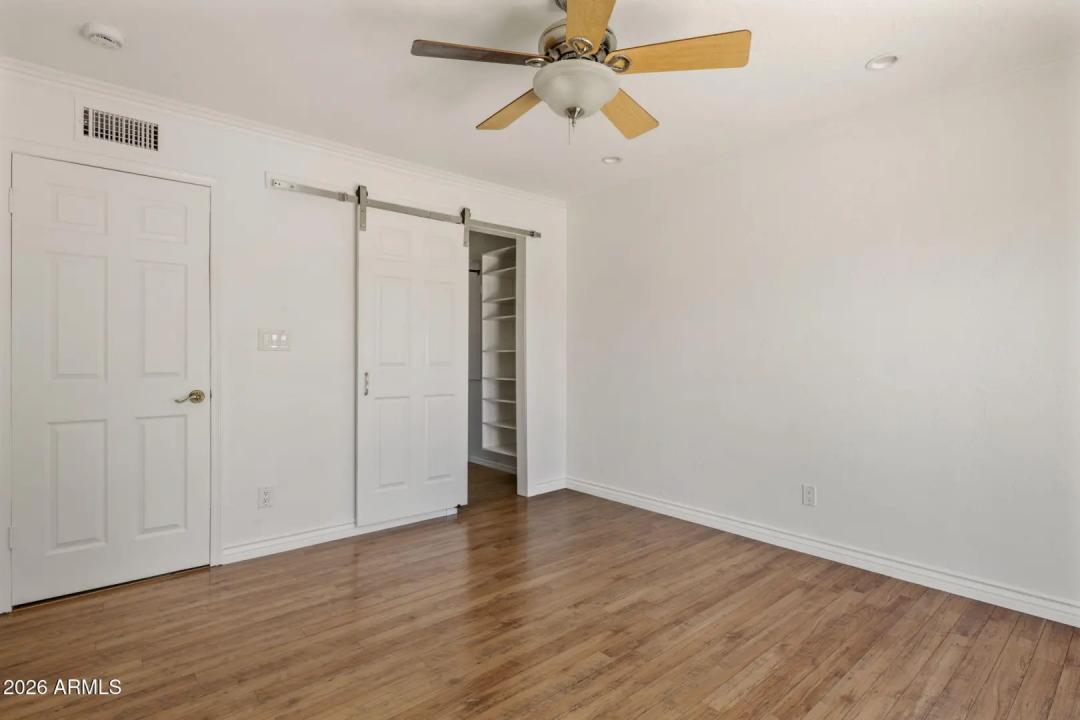 Real Estate Picture 20