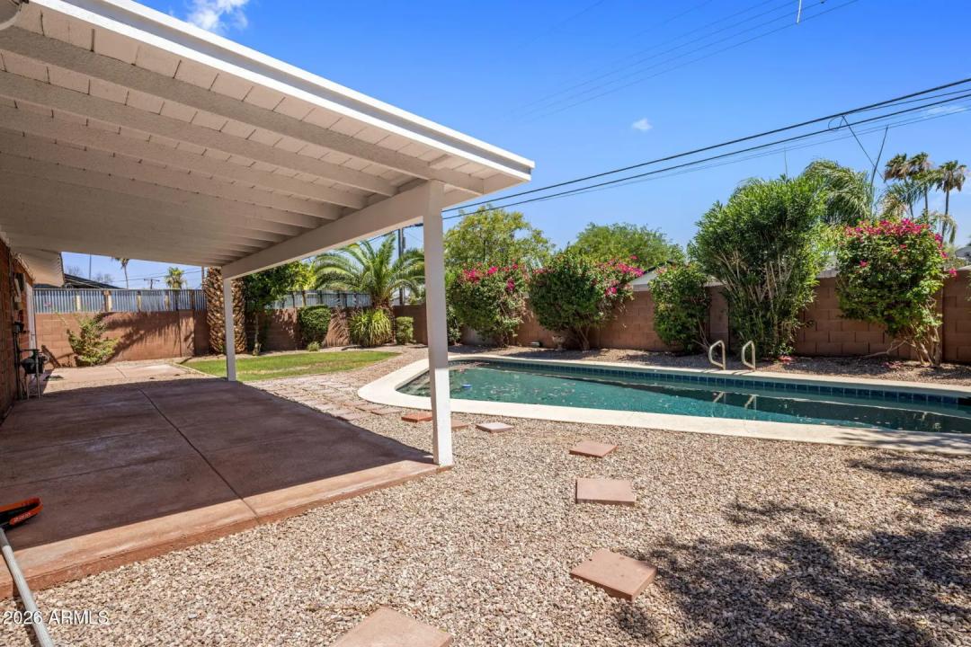 Real Estate Picture 30