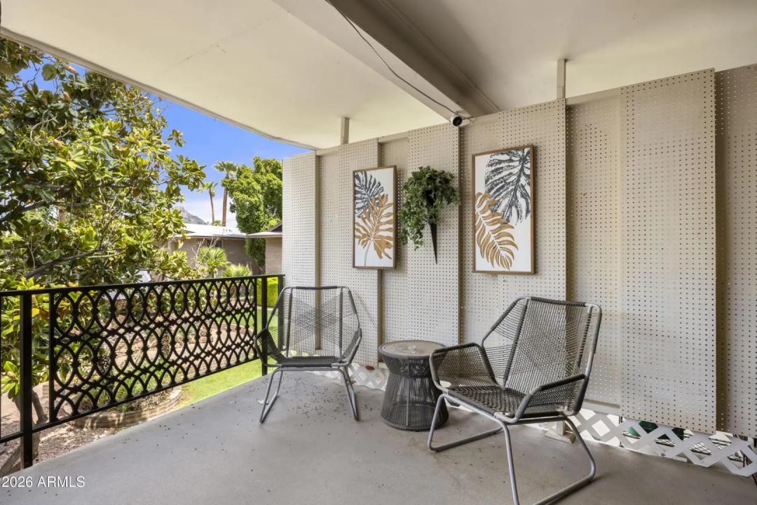 Real Estate Picture 21
