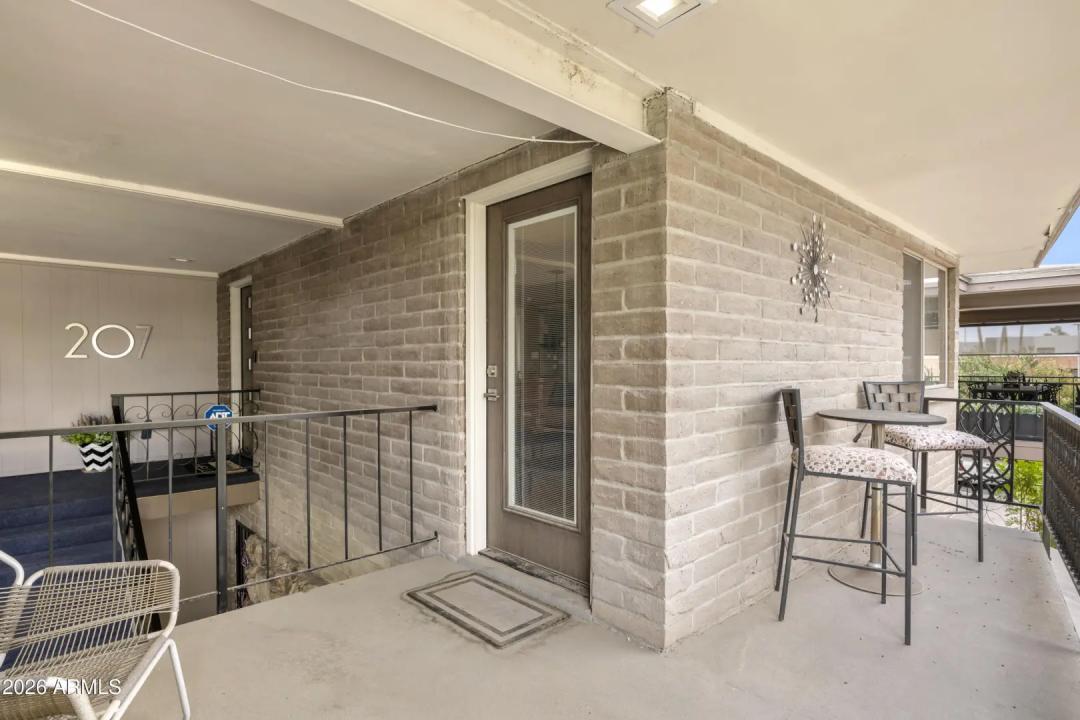 Real Estate Picture 22
