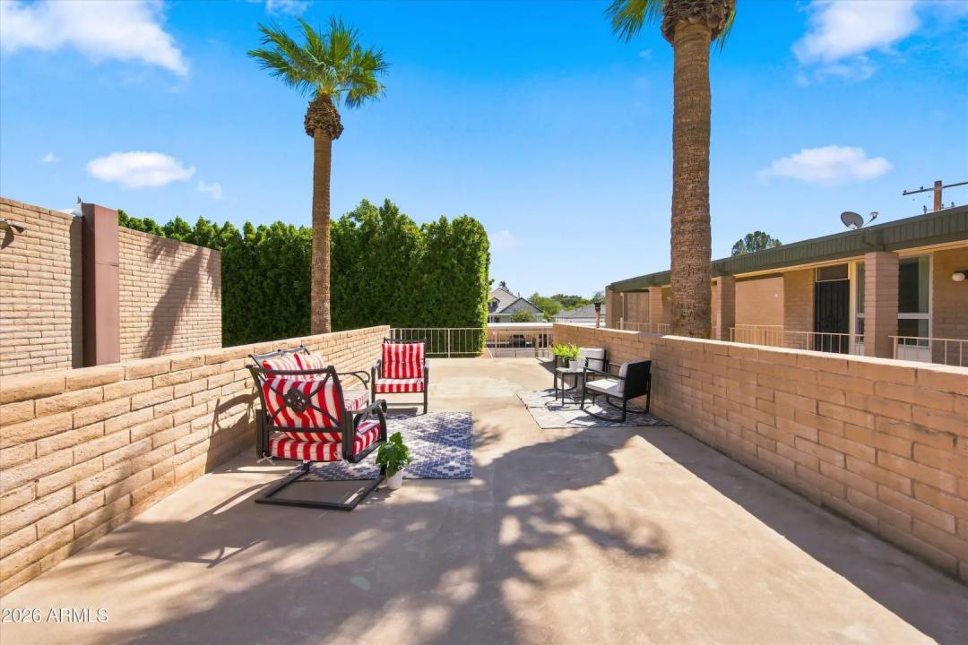 Real Estate Picture 19