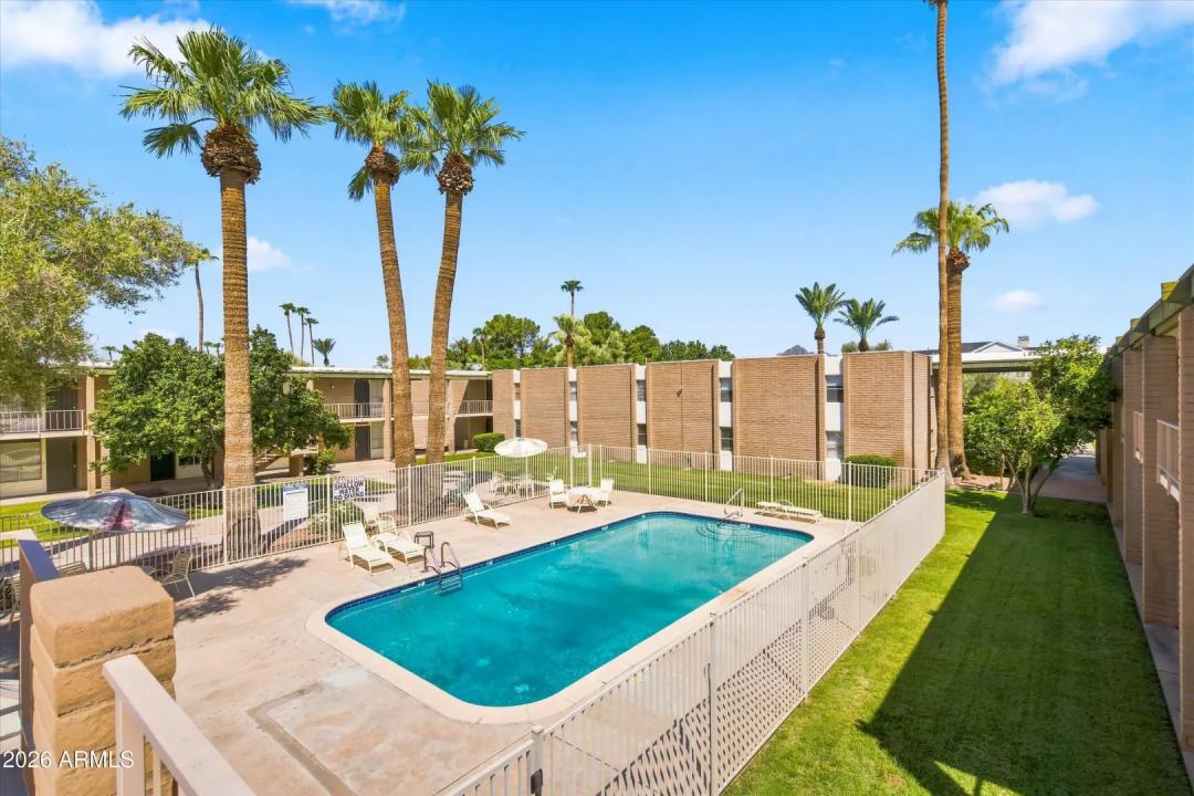 Real Estate Picture 21