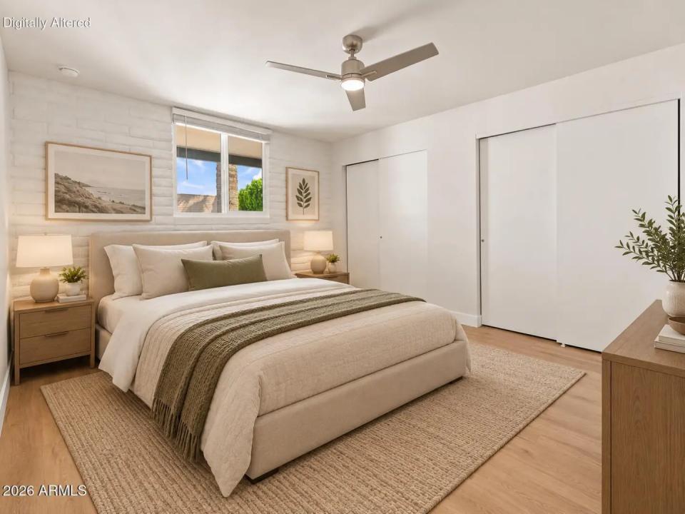 Real Estate Picture 3