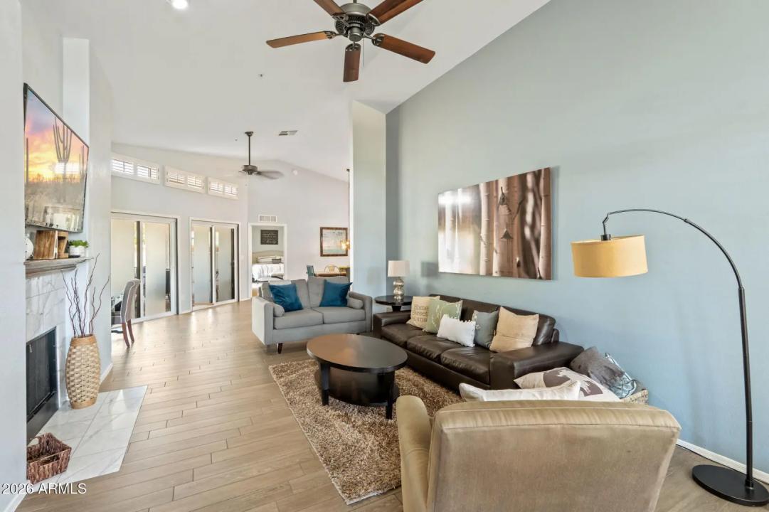 Real Estate Picture 5