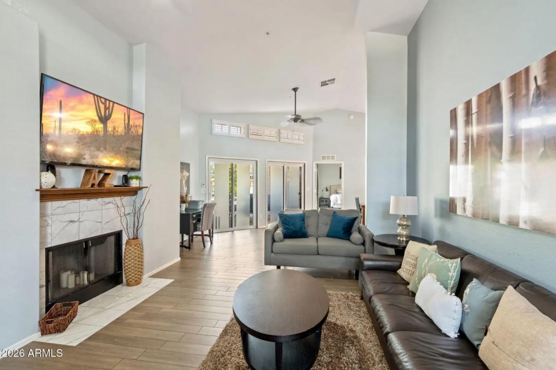 Real Estate Picture 6