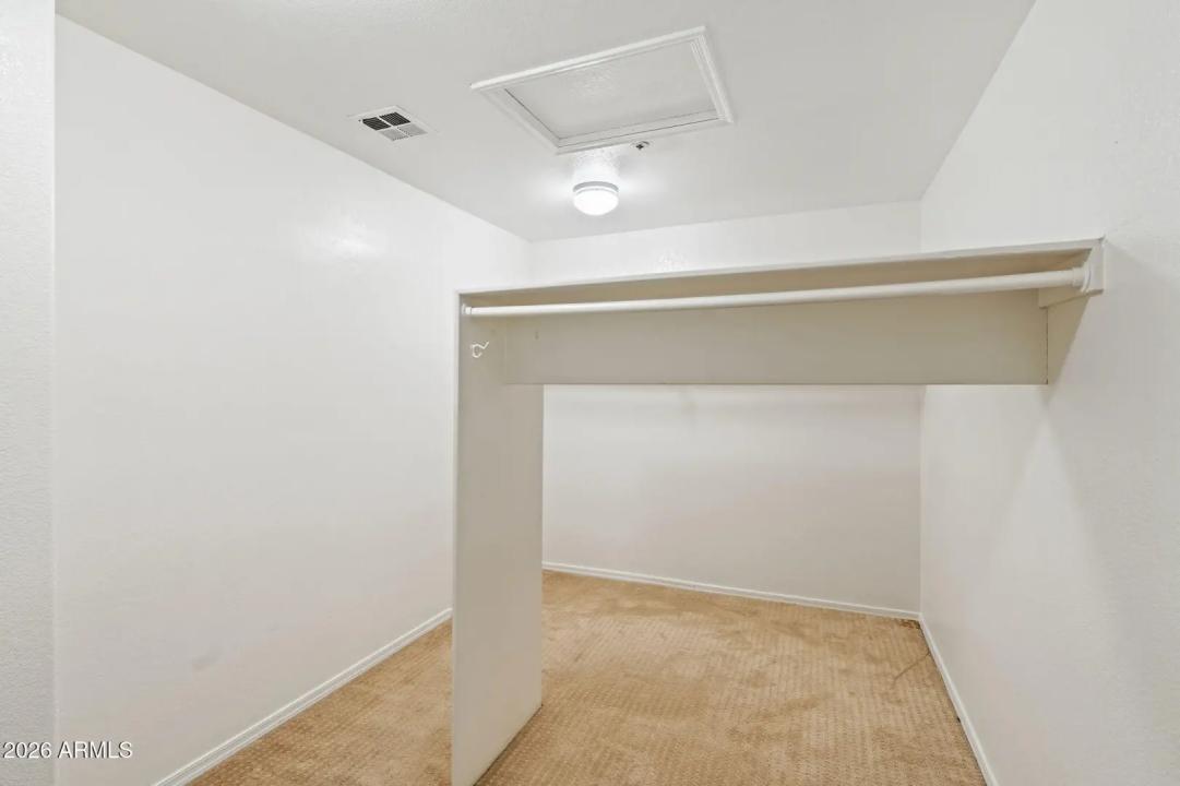 Real Estate Picture 20