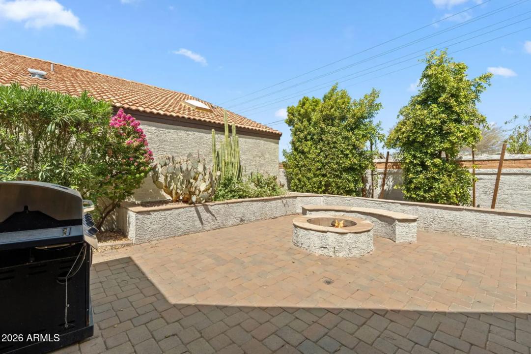 Real Estate Picture 15