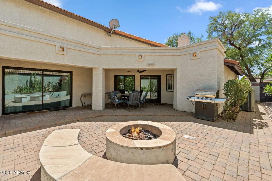 Real Estate Picture 30
