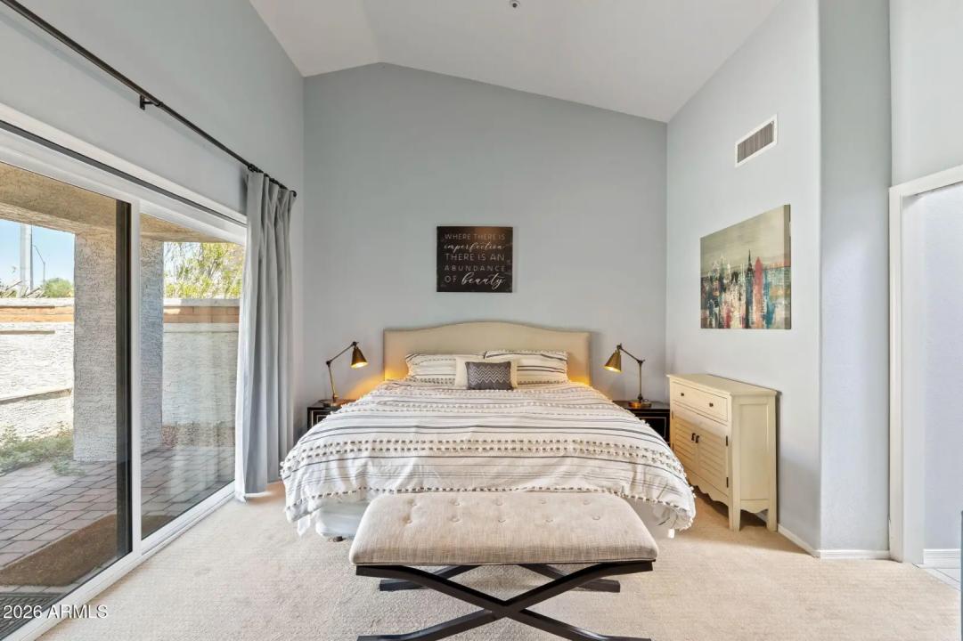 Real Estate Picture 16