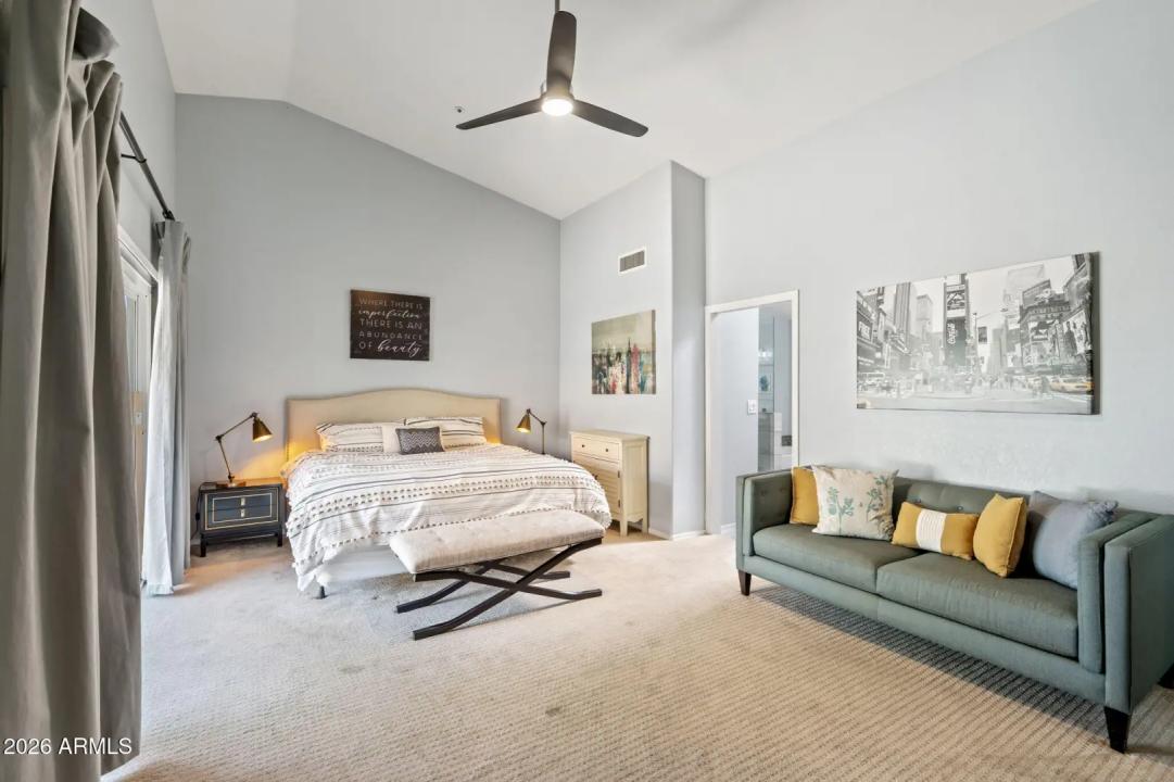 Real Estate Picture 17