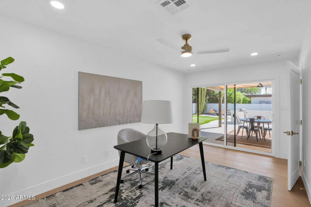Real Estate Picture 34