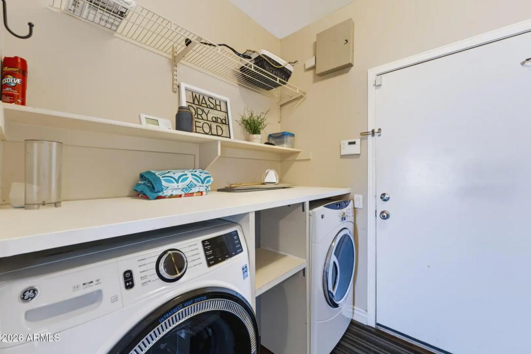 Real Estate Picture 24