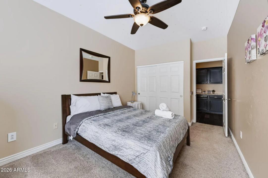 Real Estate Picture 26